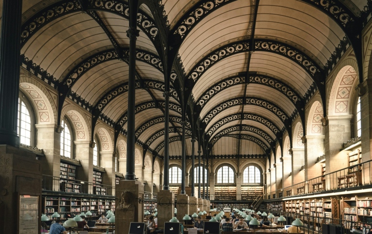 Ett bibliotek i Paris.